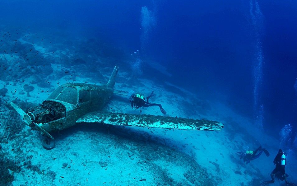 Buceo entre naufragios de la Segunda Guerra Mundial en Coron Palawan