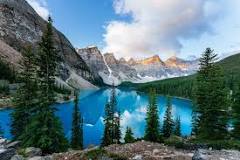 What is the prettiest lake in Canada?