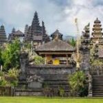 Explorando los Templos de Indonesia