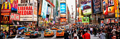 ¿Qué calle primordial en Manhattan es conocida por las tiendas de tendencia?