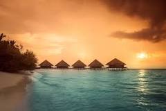 ¿Qué es más lindo Bora Bora o Maldivas?