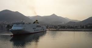 ferry italia grecia