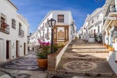 ¿Cuál es el pueblo más bonito de Málaga?