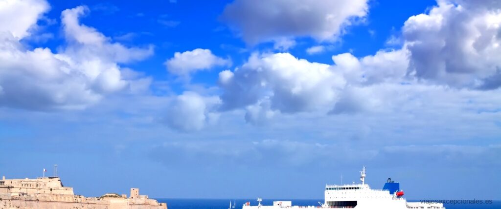 Cruceros desde Málaga 2023: Encuentra las mejores opciones 2