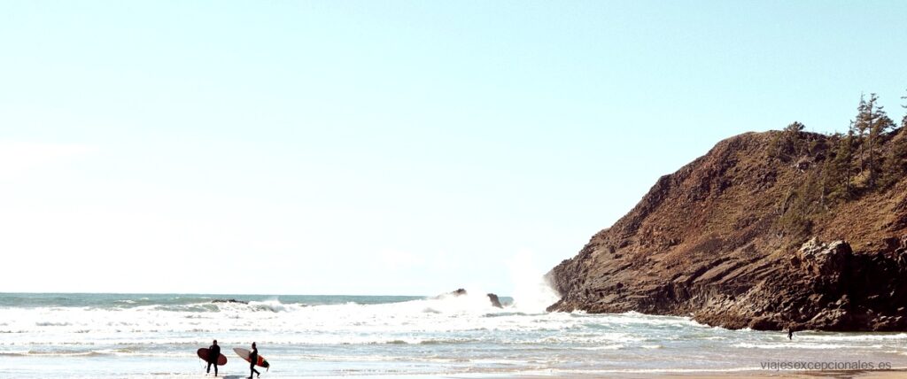 Descubre la playa nudista en Fuerteventura: fotos impresionantes 5